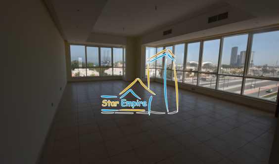 Spacious 3 Bedrooms Apartment  With See View And Facilities