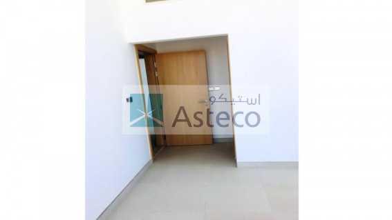 Huge 2 Bedrooms Apartment  New Building With 1 Month Free Dso