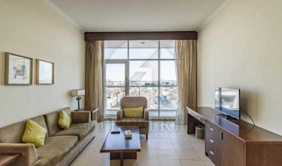 Spacious Close To Metro 6 Cheques Furnished