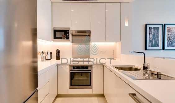 Maid Service Furnished Hotel Apartment Lake View
