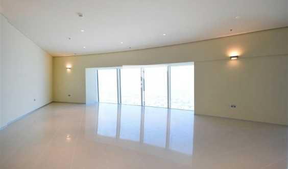 Luxury Sea View 2 Bedrooms Apartment  For Rent In Park Place Tower
