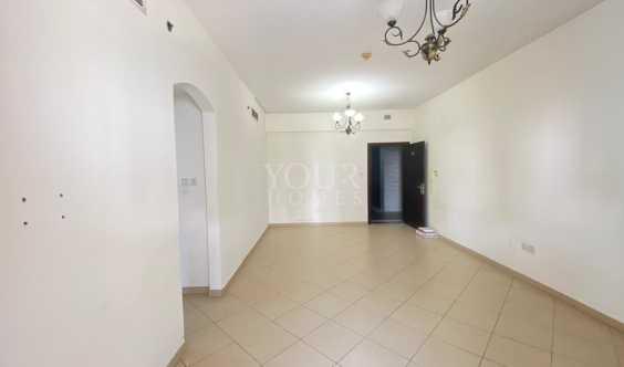 Chiller And Gas Free Mid Floor Md5 Flat to Rent 