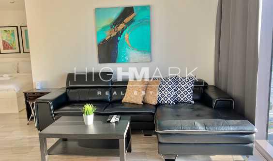 Modern Furnished Studio Apartment  With City View On High Floor