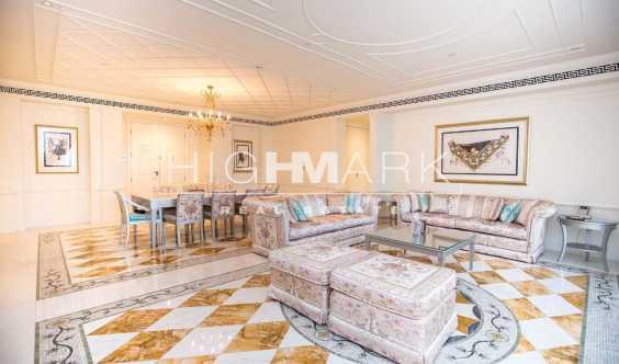 Large 2 Bedrooms Apartment  In Palazzo Versace Gorgeous Unit