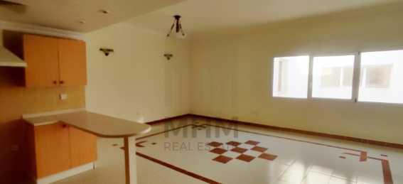 One Month Free Spacious Unit Ready To Move In