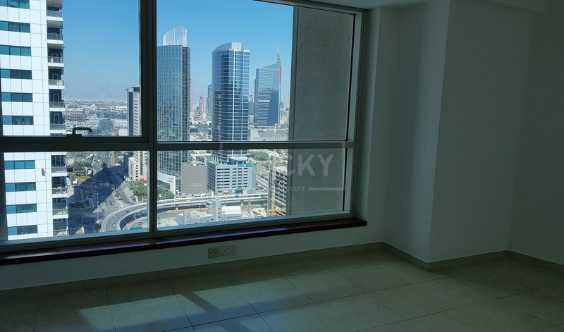 2 Bedrooms Apartment  With Golf Course View In Marina Heights