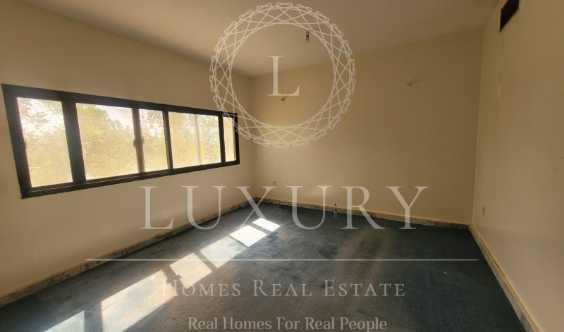 Amazing With Free Central Ac And Balcony In Town