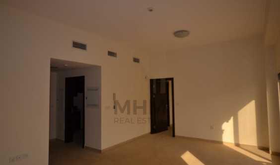 Closed Kitchen High Floor Huge Layout in Dubai