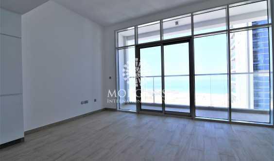 High Floor Spacious Vacant Skyline View in Dubai