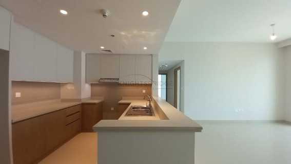 Ready To Move In Hight Floor Best Deal