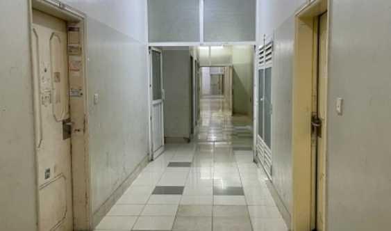 Spacious 2 Bedrooms Hall Flat Available In Industrial Area No 1