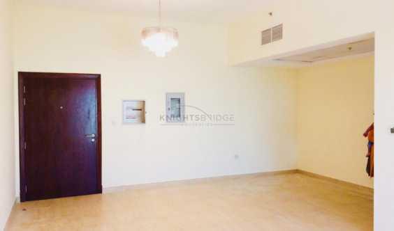 Chiller Free 1 Bedroom Apartment  Closed Kitchen Close To Metro