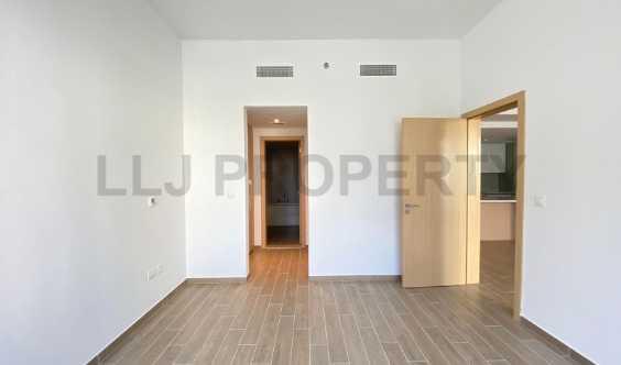 Vacant Now BRand New Negotiable Apartmentw Balcony