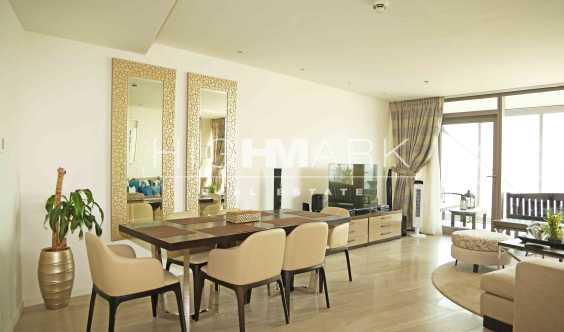 Beautifully Furnished 2 Bedrooms Apartment  With Skyline Views