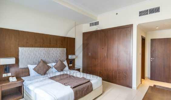 Practical Close To Metro 6 Cheques Furnished