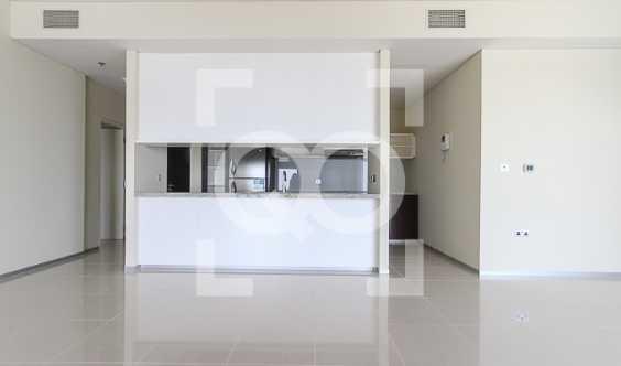 High Floor Sea View Close To Metro Vacant in Dubai