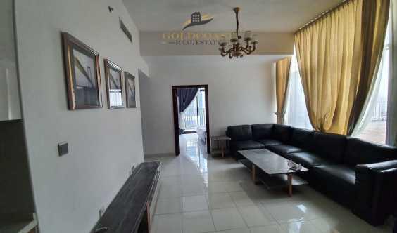 2 Bedrooms Apartment  Furnished High Floor Good View