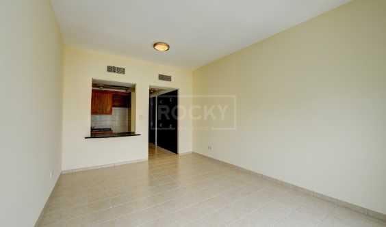 6 Chq Chiller Free 1 Month Free Dg Flat to Rent 