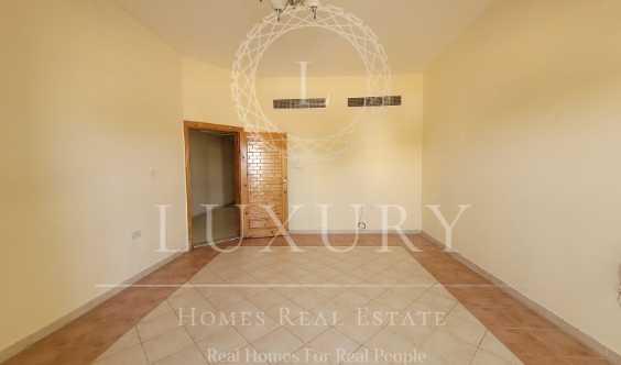 Astonishing With Balcony In 6 Payments Near Street