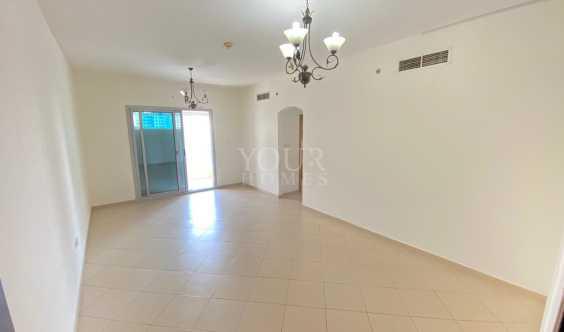Chiller And Gas Free Mid Floor Md5 Flat to Rent 