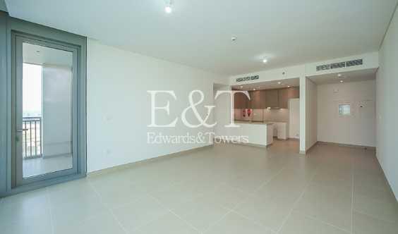 Full Sea View Tower 1 Large Layout Flat to Rent 