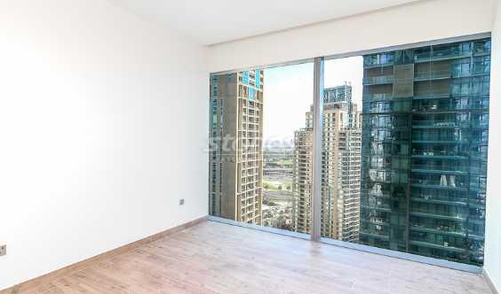 Spacious In Prime Location Offers Luxury Lifestyle
