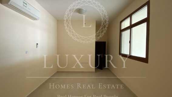 Spacious And Neat Apartment With Basement Parking