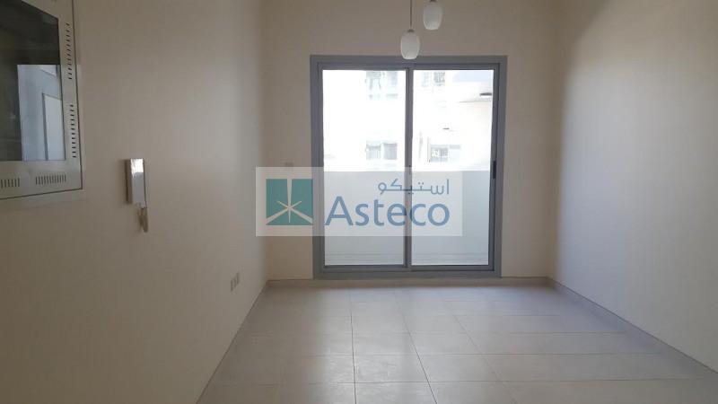 Large Studio Apartment  35000 With Community View Upto 12 Cheques
