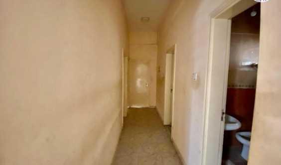 3 Bedrooms Hall Flat For Bachelors Staffs With Balcony