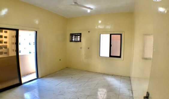 Spacious 2 Bedrooms Hall Flat With Balcony Behind Mega Mall