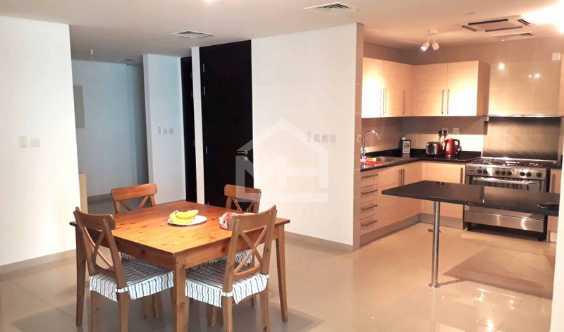 Vacant 2 Bedrooms Apartment  In Rak Tower With Marina View