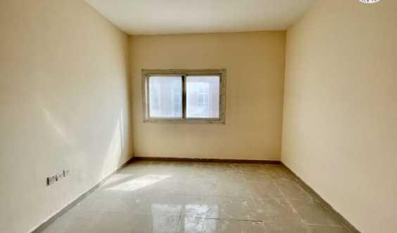 Spacious Studio Flat With Splitac In Muweilah Area Sharjah