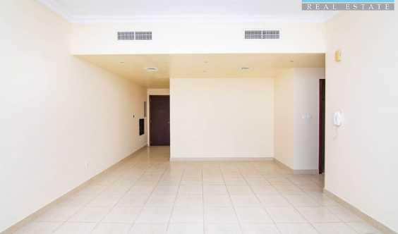 Large Marina Apartment One Bedroom Live By The Beach