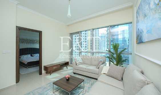 Well Maintained BRand New Expensive Furniture