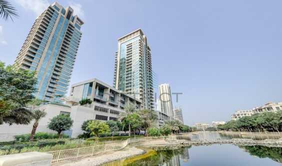 1 5 Bathrooms Luxury Well Maintained Ac Free