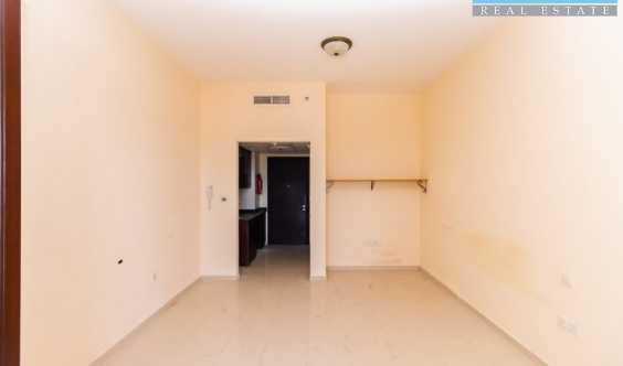 Great Deal Ready To Move In Walkable To The Beach