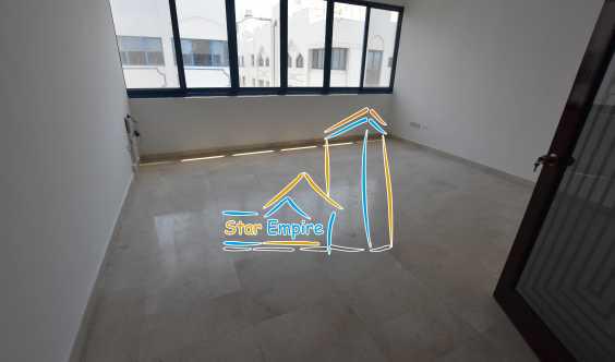 Fabulous 2 Bedrooms Apartment  In A Clean Building On Delm