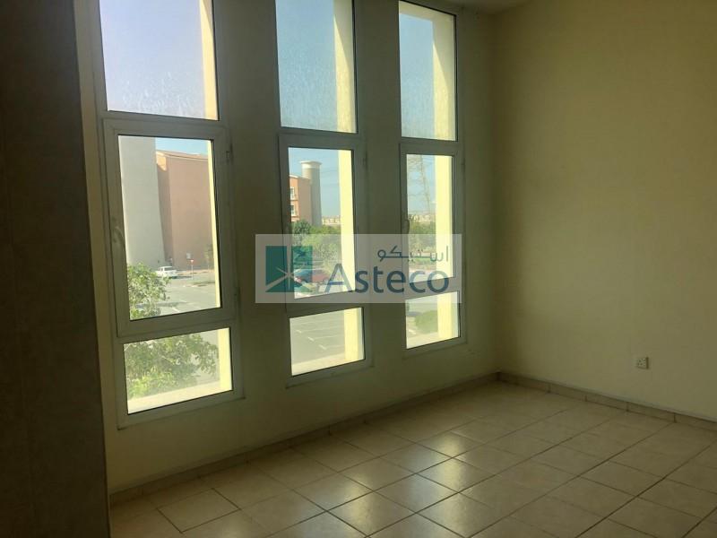 L Shape Balcony Storage Room 01 Month Free