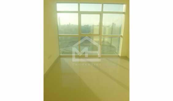 Large Vacant 3mw Balcony In Tala Tower
