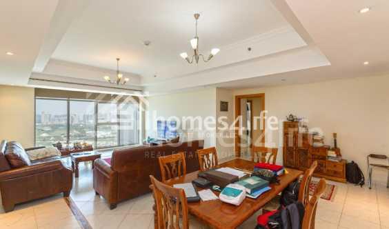 Spacious Panoramic View 2 Plus Maids in Dubai