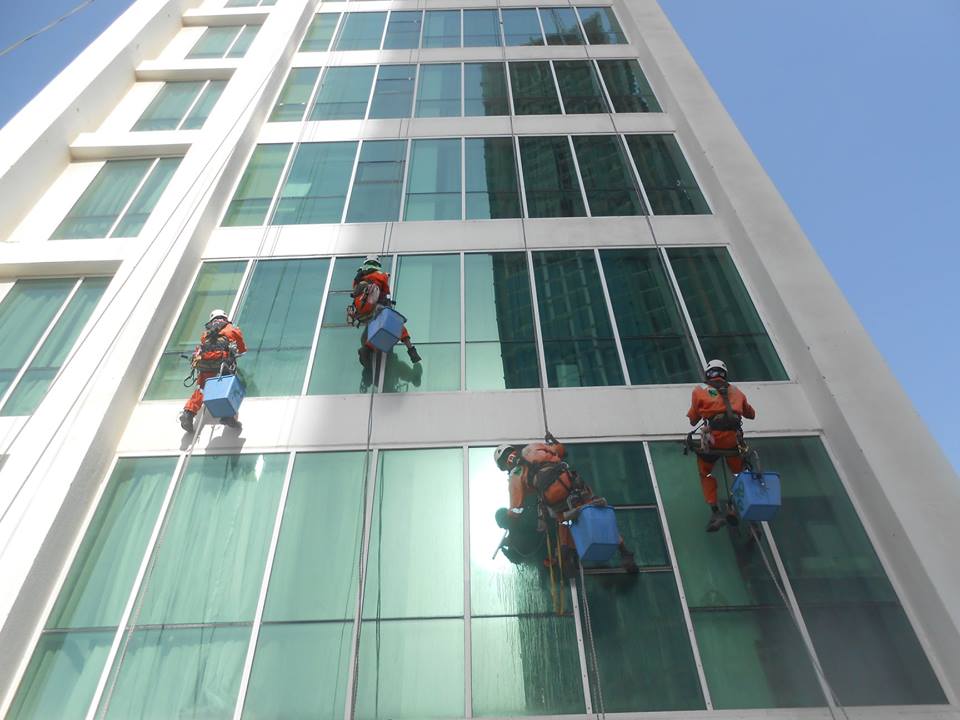 Outer Glass Cleaning By Rope Access In All Over Uae