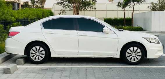 Accord 2 4 I4 Ll Gcc Ll Well Maintained in Dubai