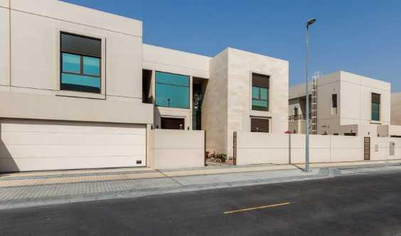 Amazing Five Bedrooms Villa One Of The Two Biggest Plots