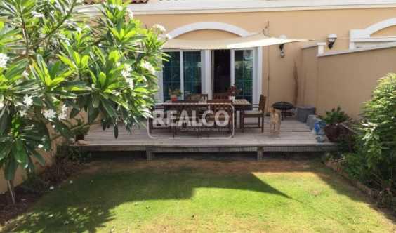Unique 1 Bedroom Nakheel Townhouse Jvc in Dubai