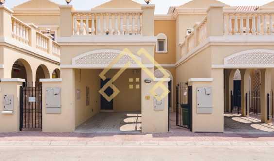 Well Maintained 1 Bedroom Townhouse For Sale