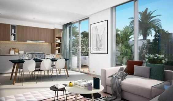 Single Row Townhouse Huge Plot Payment Plan