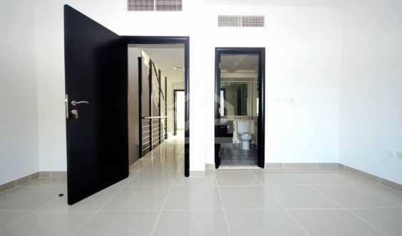 Single Row With Extended Garden 3 Bedrooms Villa In Arabian