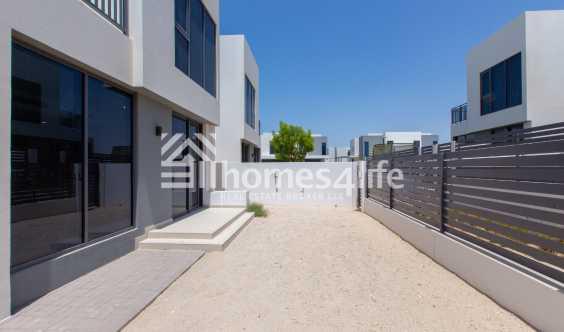 Available Now Type 2e 4 Bedrooms Maids in Dubai