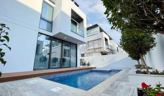 Exciting New Beach Front Development 6 Bedrooms Stunning Location