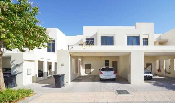 Nice Location Luxury Living Vacant Townhouse Vastu Friendlyl Type 5